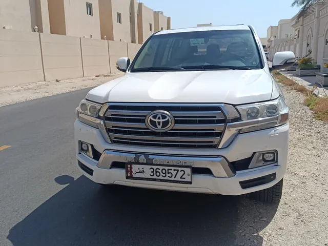Photo of 2017 Toyota Land Cruiser GXR