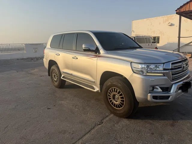 Photo of 2016 Toyota Land Cruiser GXR