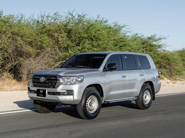 Photo of 2018 Toyota Land Cruiser G