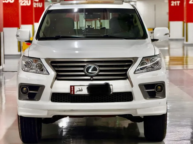 صورة 2014 لكزس LX 570 S