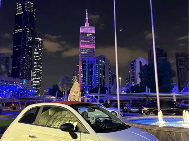 صورة 2023 فيات 500C سبورت