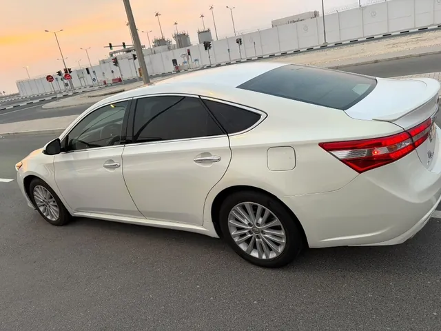 Photo of 2015 Toyota Avalon Limited