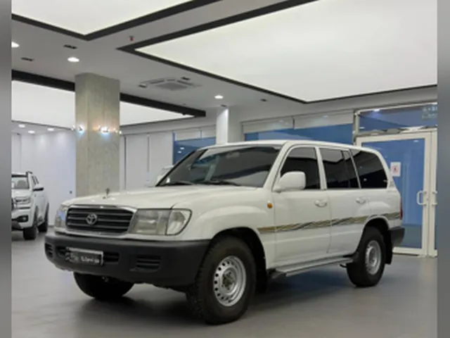 Photo of 2000 Toyota Land Cruiser GX