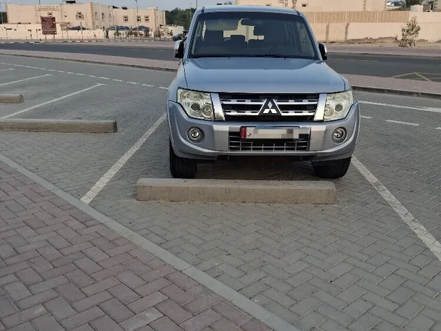 Photo of 2014 Mitsubishi Pajero 3.5