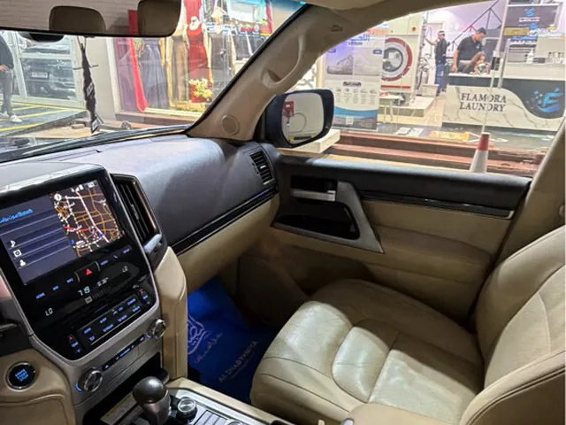 Photo of 2016 Toyota Land Cruiser VXS