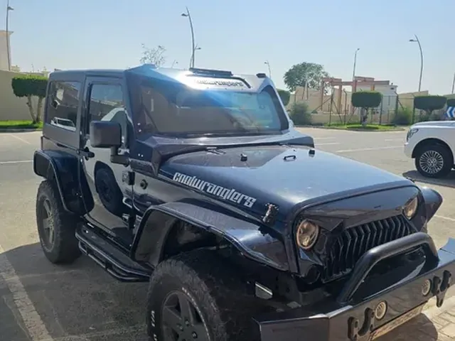 صورة 2013 جيب رانجلر صحارى