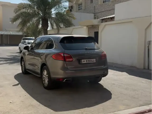 صورة 2012 بورش كايين S