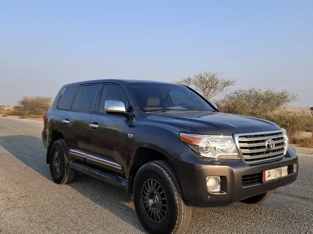Photo of 2014 Toyota Land Cruiser VXR