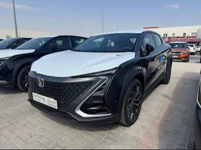 صورة 2023 شانجان UNI-T