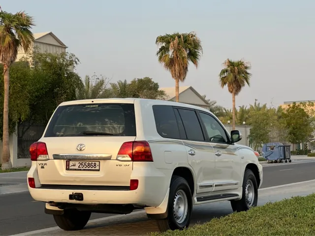 Photo of 2015 Toyota Land Cruiser VXR