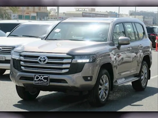Photo of 2024 Toyota Land Cruiser GXR