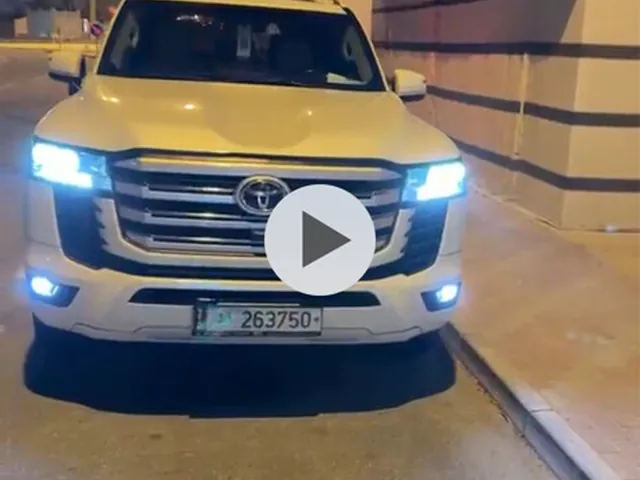 Photo of 2023 Toyota Land Cruiser GXR