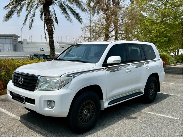 Photo of 2014 Toyota Land Cruiser GX