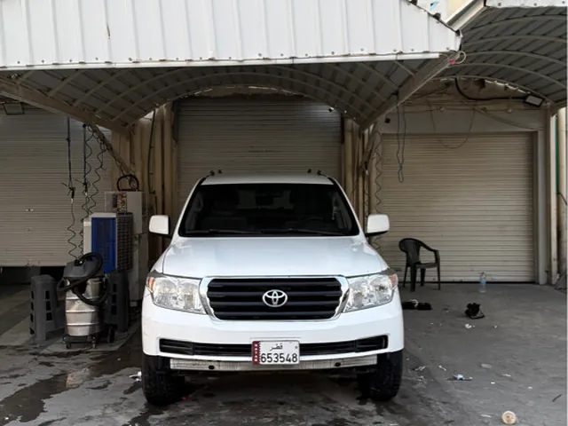 Photo of 2011 Toyota Land Cruiser G