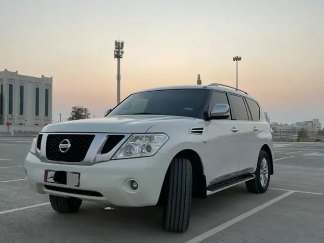 Photo of 2013 Nissan Patrol LE