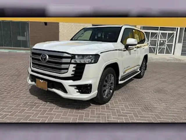 Photo of 2025 Toyota Land Cruiser GXR