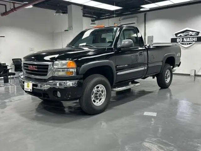 Photo of 2006 GMC Sierra 2500 HD
