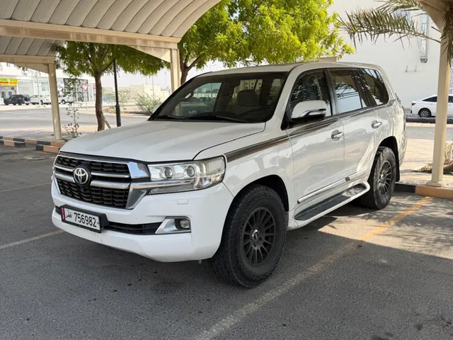 Photo of 2014 Toyota Land Cruiser VXR