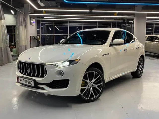 Photo of 2017 Maserati Levante