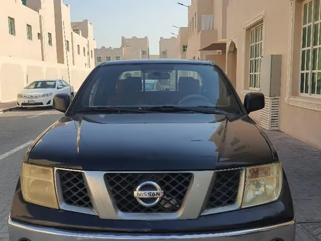 صورة 2012 نيسان نافارا SE