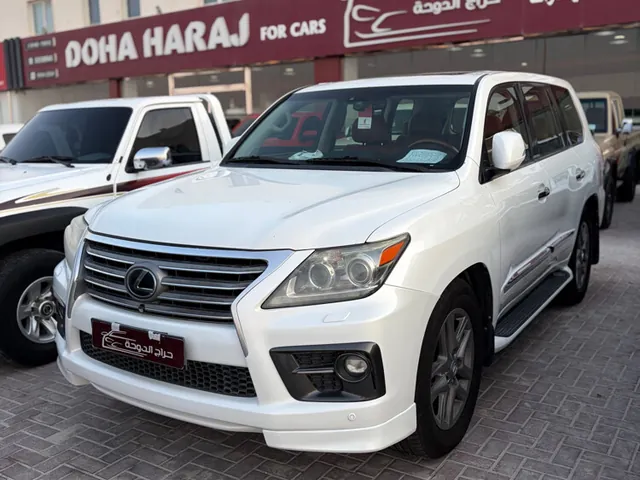 Photo of 2013 Lexus LX 570 S