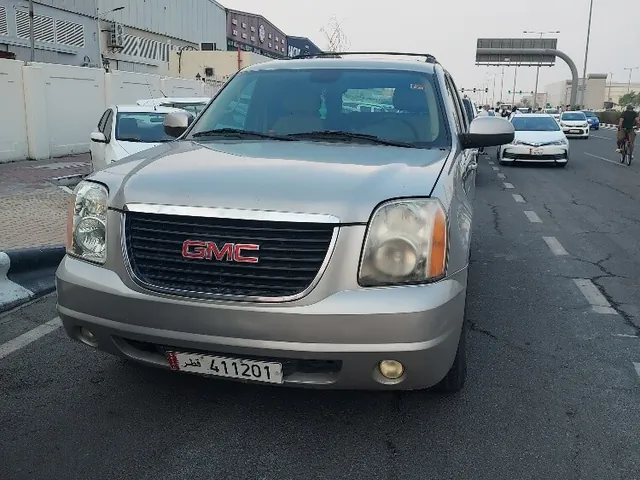 Photo of 2009 GMC Yukon Denali