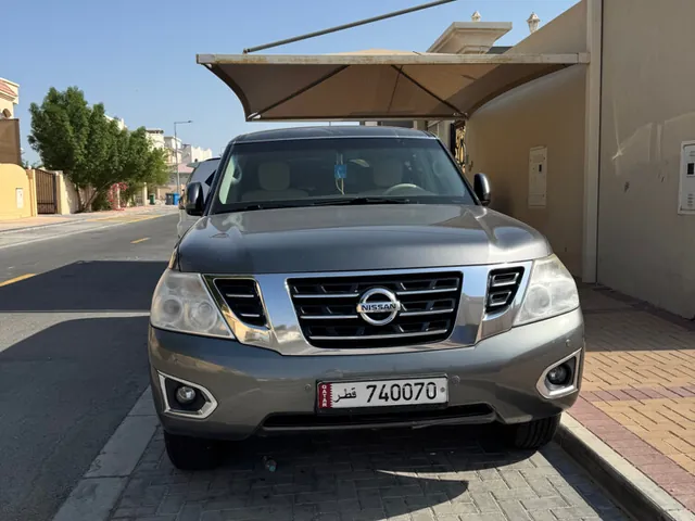 صورة 2016 نيسان باترول SE