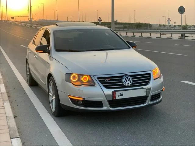 صورة 2008 فولكسفاغن جولف R32