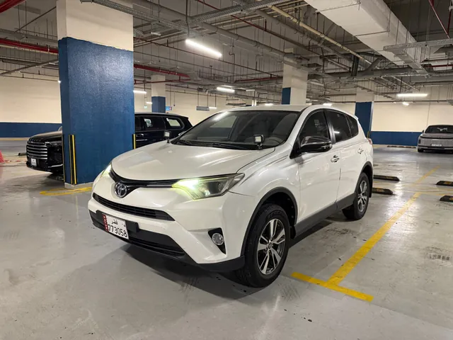 صورة 2018 تويوتا RAV4