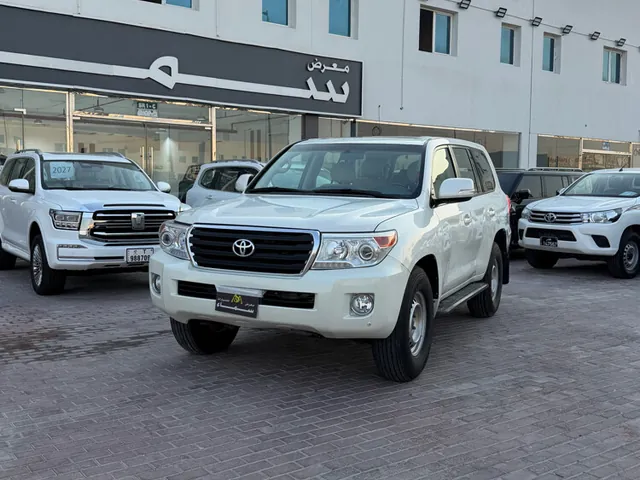 Photo of 2015 Toyota Land Cruiser GXR