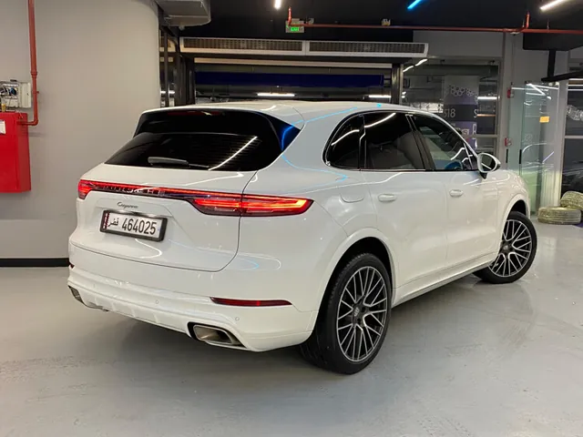 Photo of 2019 Porsche Cayenne Platinum Edition