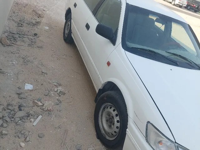 صورة 1999 تويوتا كامري GLE