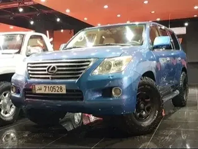 صورة 2008 لكزس LX 570