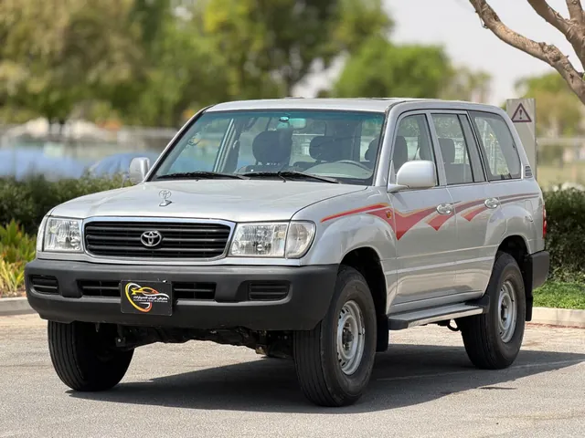 Photo of 2002 Toyota Land Cruiser GX