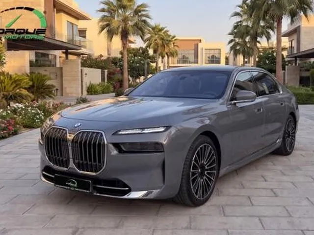 Photo of 2026 BMW 7-Series 740i