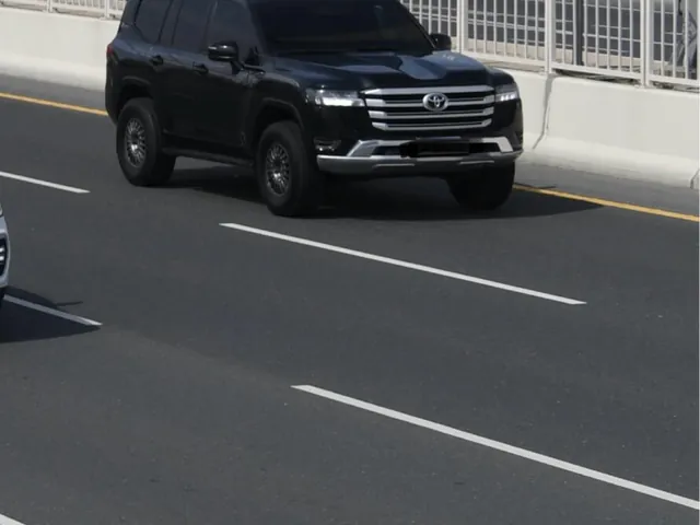 Photo of 2022 Toyota Land Cruiser GXR
