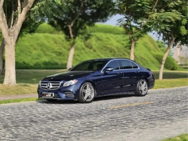 صورة 2017 مرسيدس-بنز E 300