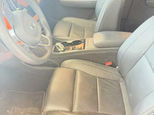 Photo of 2023 Volvo XC40