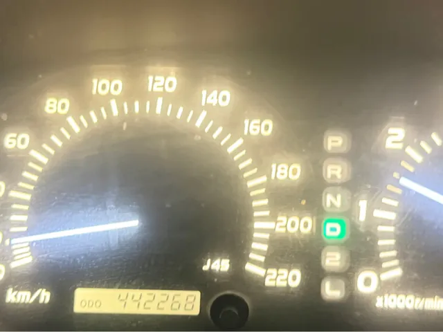 Photo of 2000 Lexus UX 300h