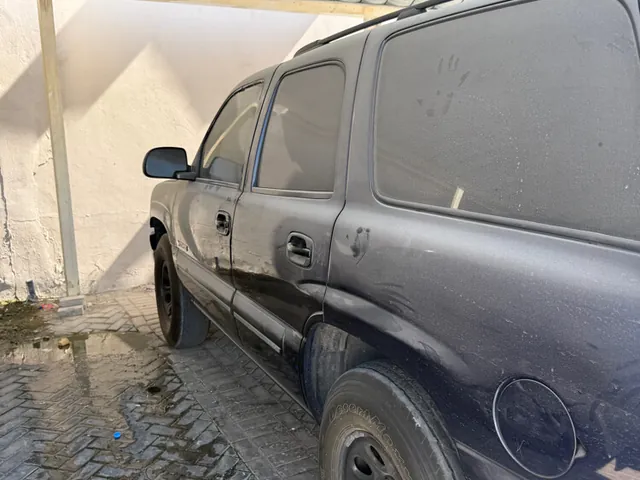 صورة 2003 شيفروليه تاهو LT