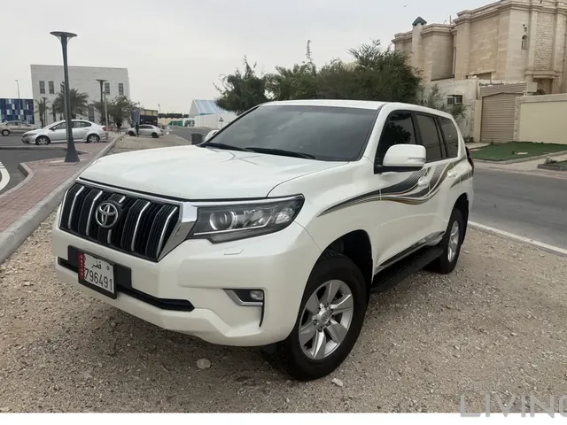 صورة 2019 تويوتا لاند كروزر برادو TXL
