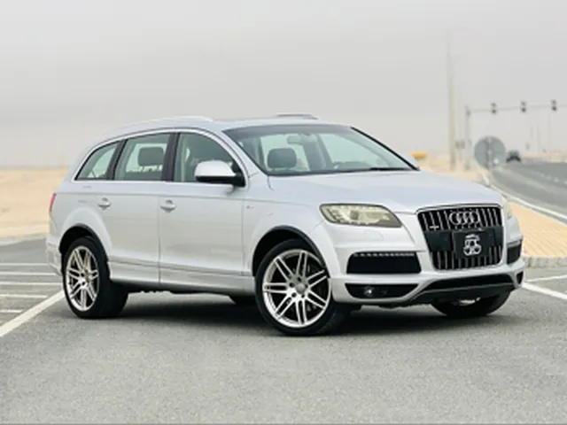 Photo of 2010 Audi Q7 S-Line