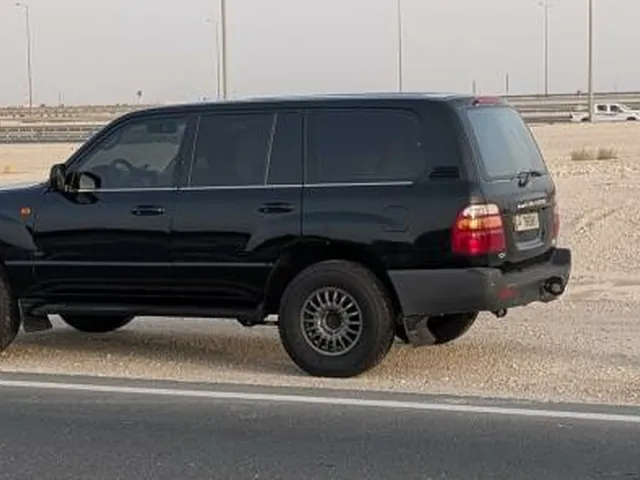 صورة 2002 تويوتا لاند كروزر GX