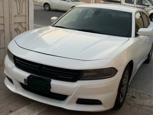 صورة 2019 دودج تشارجر SXT