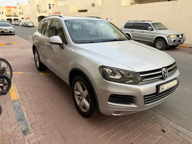 Photo of 2011 Volkswagen Touareg Highline Plus