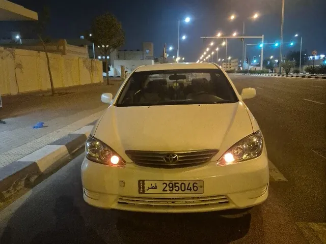 صورة 2005 تويوتا لاند كروزر GX