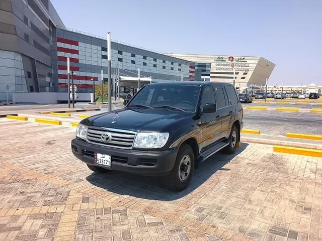Photo of 2005 Toyota Land Cruiser GX