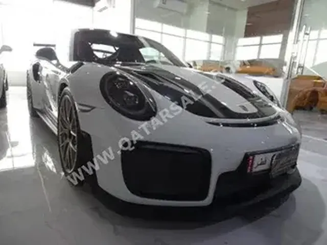 صورة 2018 بورش 911 GT2 RS