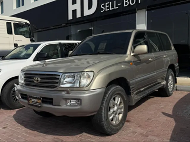 Photo of 2005 Toyota Land Cruiser VXR