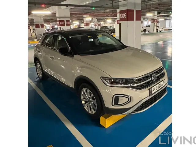 صورة 2023 فولكسفاغن T-Roc